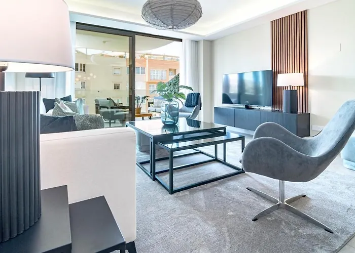 Апартаменти Inf3.3k- Stunning Close To Beaches *